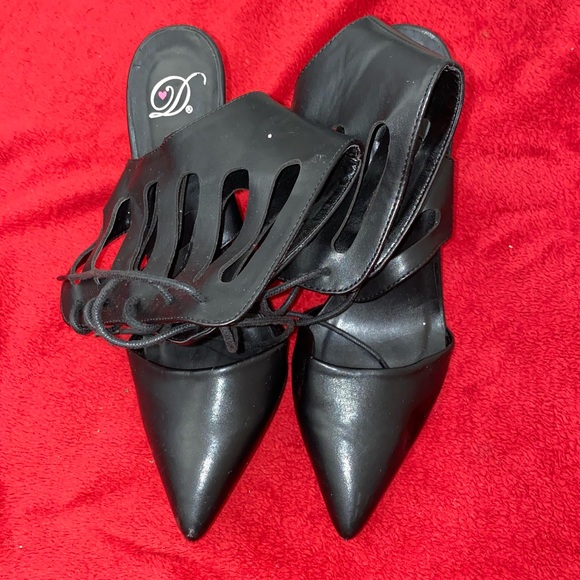 Lace Me Up Pumps - Picture 2 of 6